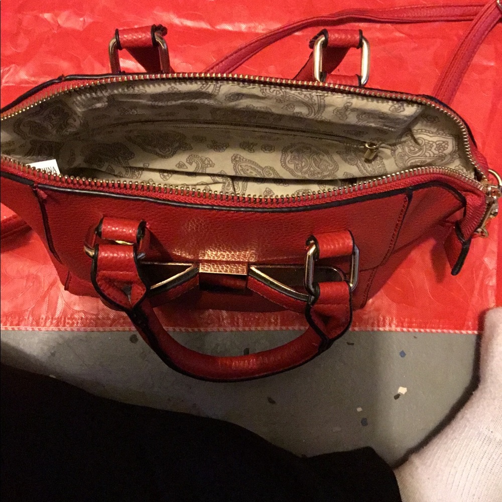 Handbag - Picture 3 of 3